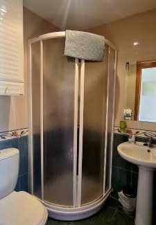 Villaviciosa Apartment | Experience Family-Friendly Comfort at RiaVilla with Hot Tub