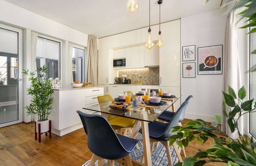 Sao Paulo Apartment | Stylish Ribeira 11 One-Bedroom Apartment with Spa & Breakfast