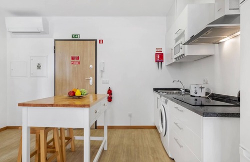 Se Apartment | Explore Ribeira das Casas Apt 2C with Top Guest Ratings