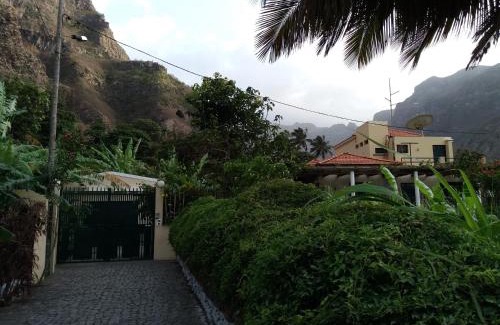 Ribeira Grande House | Guest Rated 10/10: Ribeira Grande Country House Retreat