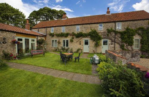 Scawton House | Riccal Dale Cottage: Pet and Child Friendly Retreat
