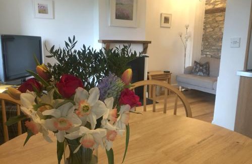 Scawton House | Riccal Dale Cottage: Pet and Child Friendly Retreat