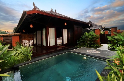 Kenderan Villa | Tranquil Rice Field View Villa with Private Pool Retreat