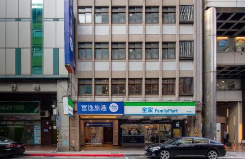 Zhongzheng Hotel | Guest Rated: 9/10 at Rich & Free Hotel - Kaifeng
