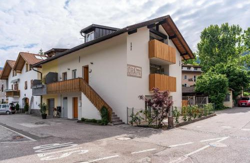 Auer Apartment | Rated 9.3/10: Richard's Home Auer - Family-Friendly Retreat