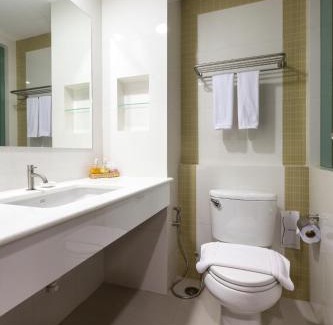 Hua Hin Hotel | Discover Riche Hua Hin Hotel - SHA Plus with Pool & Hot Tub