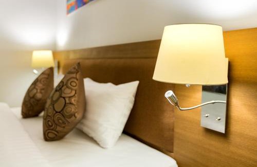 Hua Hin Hotel | Discover Riche Hua Hin Hotel - SHA Plus with Pool & Hot Tub