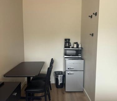 Richland Hotel | Convenient Richland Inn and Suites: Pet & Child Friendly Stay
