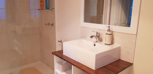 Richmond House | Outstanding Richmond Barracks: 4-Star Family-Friendly Retreat