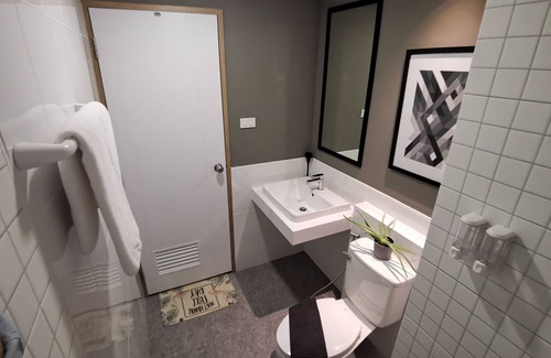 Chan Kasem Hotel | Rico Hotel Ratchadapisek 32: Wheelchair Accessible Comfort