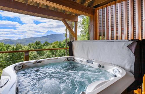 Foscoe House | Escape to Ridge Haven Lodge at Echota with Pool & Hot Tub