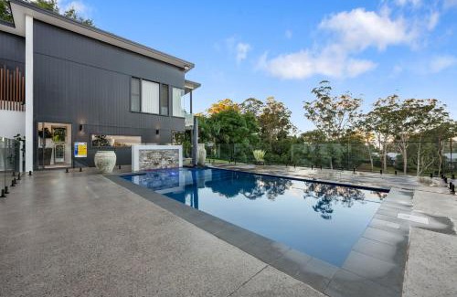Middle Ridge House | Ridge Retreat: Oceanfront Bliss with a 9.9/10 Rating