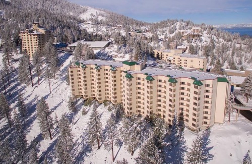 Tahoe Village Condo | Spacious Ridge Tahoe Suite with Pool and Spa Amenities