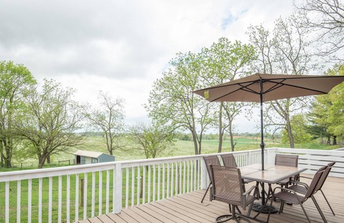 Shippensburg House | Ridges Side Villa with Hot tub | 3 Bed, 2 Bath