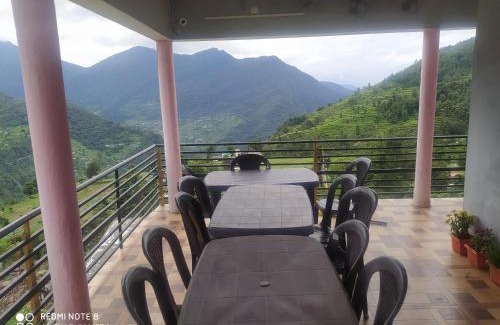 Ukhimath House | Budget-Friendly Ridhi Homestay Sari with Pet-Friendly Amenities