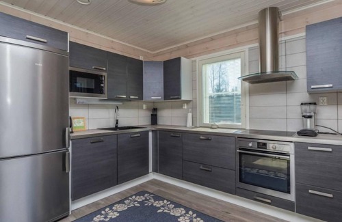 Hirvensalmi House | Scenic Riemukaari: Lake View, Spa & Family-Friendly Retreat