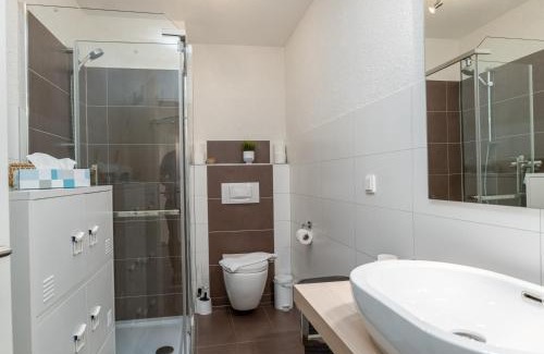 Klotten Apartment | Scenic Klotten Retreat with Breathtaking Mosel Views