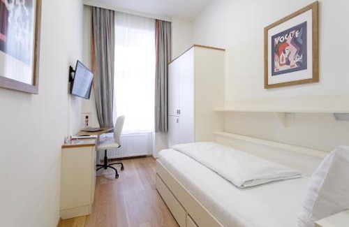 Roßau Hotel | Riess City Rooms - Ideal Self Check-in for Families