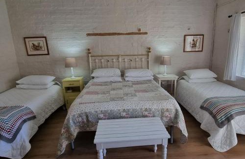 Graaff-Reinet House | Discover Rietjiesbos Self Catering: Family-Friendly Retreat