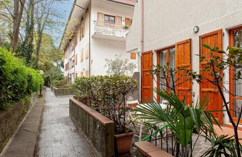 Castiglioncello Apartment | Ocean View Retreat: Rif A35 Appartamento Pino Italico