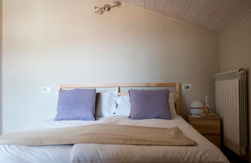 Careggine House | Pet-Friendly Retreat at Rifugio Alpi Apuane - 9/10 Rated