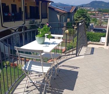 Paratico Apartment | Rifugio sul lago - Da Francesca