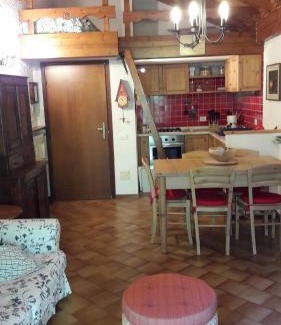 Alagna Valsesia Apartment | Escape to Rifugio tra i monti: Family-Friendly Retreat