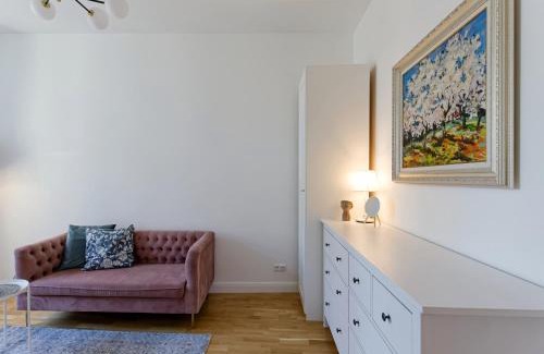 Centrs Apartment | Central Riga Lux City Getaway for Families