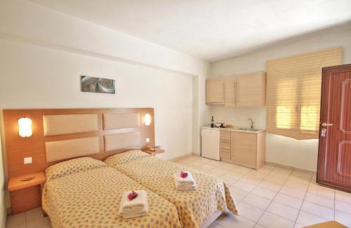 Skopelos Apartment | Discover Rigas Hotel Skopelos: Oceanfront Bliss Awaits