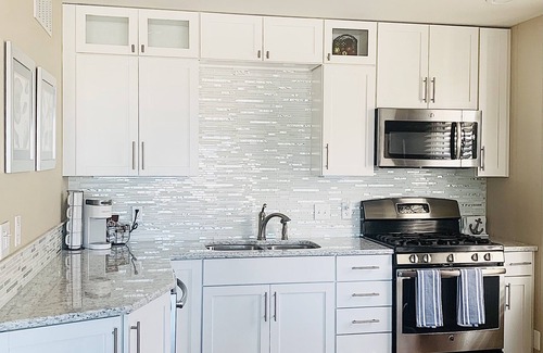 Grand Haven Condo | Beachfront Escape with Lake Views & 10/10 Guest Rating!