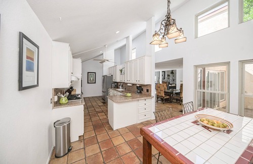 Midland House | Comfortable Midland Patio Home with Outdoor Spaces & Fireplaces