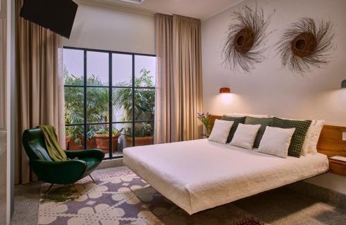 Marina District Apartment | Charming Right House in Vibrant Marina District Awaits You
