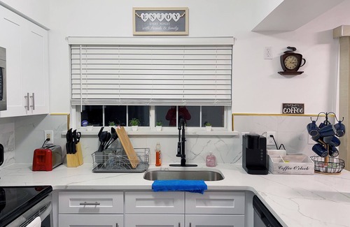 Dover House | Prime Location in Dover: Pool & Family-Friendly Amenities