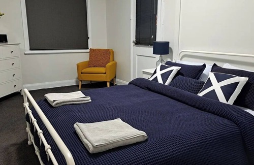 East Tamworth Apartment | Experience the Vibrant Heart of Tamworth's Excitement