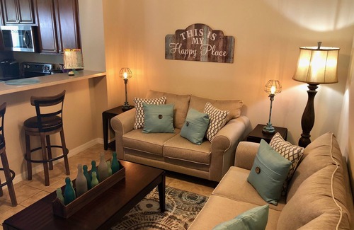 Crestwynd Bay House | Family-Friendly Retreat Just Turns Away from Disney!