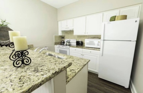 Lackey House | Conveniently Located Near Water Country USA & Busch Gardens