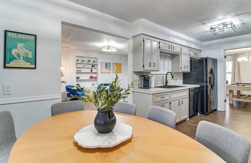 Vinita House | Right Off Route 66: Retro Vinita Home w/Game Room