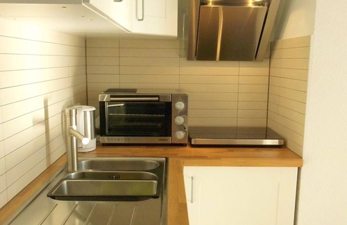 Wesenberg Apartment | Lakefront Escape: Ideal for Family Fun with Modern Amenities