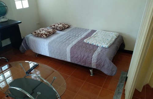 Thong Krut House | Beach House Retreat with Ocean Views and Pet-Friendly Stays