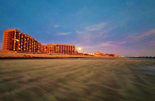 Puerto Penasco Apartment | Beachfront Rocky Point Condo: 2-Bedroom Penthouse Escape