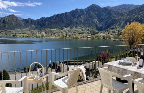 Idro Apartment | Lakefront Retreat: Breathtaking Views & Family-Friendly Amenities