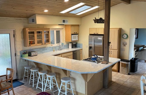 Carpinteria House | Beachfront Bliss: 4 Bedroom House Steps from the Ocean