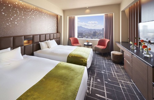 Kitakyushu Hotel | Relax at RIHGA Royal Hotel Kokura: Rated 9/10 with Spa & Pool