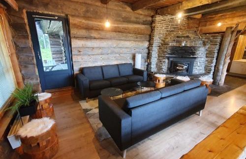 Muurame Ski Chalet | Discover Riihitulkku Lodge: Pet-Friendly & Accessible Retreat