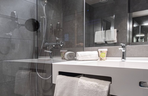 Goeppingen Hotel | Eco-Friendly RiKu HOTEL Göppingen with Top Guest Rating 9.8