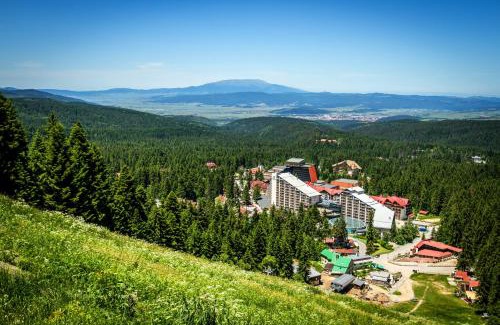 Borovets Hotel | Discover Rila Hotel Borovets: 4-Star Retreat with Spa & Pool