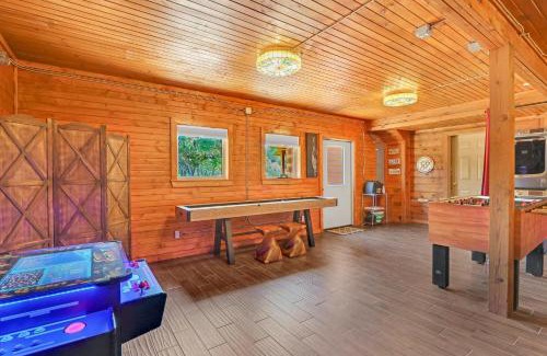 Blanco House | Delightful Rim Rock Cabin: 4-Star Retreat with Pool