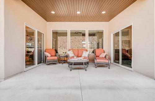 Moab South Valley House | Rim View 5: Family-Friendly Retreat with Hot Tub Bliss