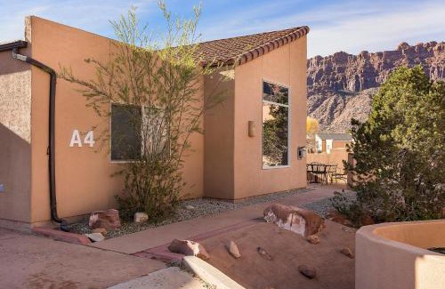 Moab South Valley House | Rim Village A4: Guest Rated 10/10 with Pool & Pet-Friendly
