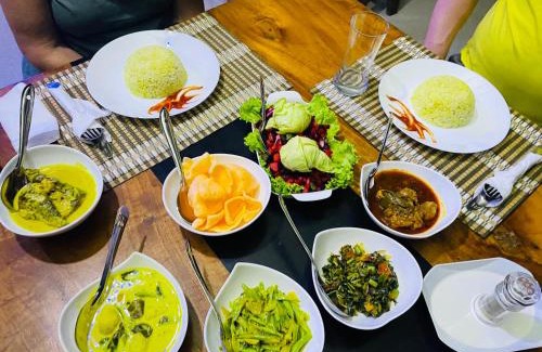 Habarana House | Explore Rimaka Village: Family-Friendly Retreat with Spa